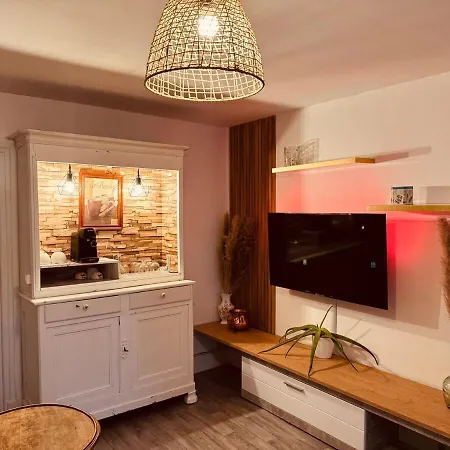 Le Charme Du Bouchon Troyen - Cosy&central Troyes