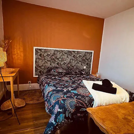 Le Charme Du Bouchon Troyen - Cosy&central Appartement